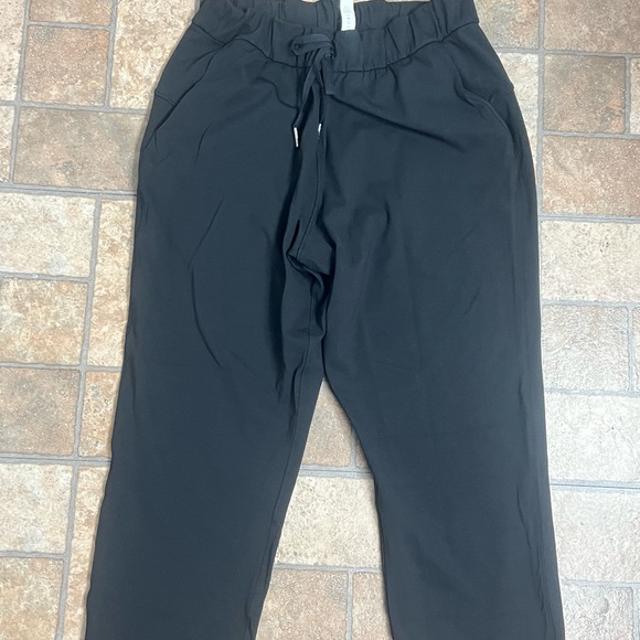 Lululemon Athletica womens Charcoal Joggers - Picture 2 of 5
